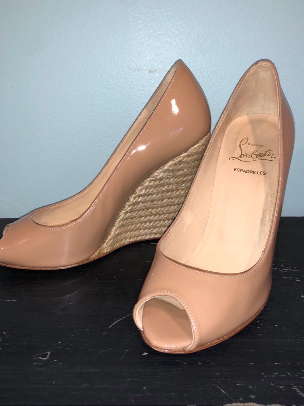 Christian Louboutin Nude Patent Peep-Toe Espadrille Wedge size US 5 EU 35